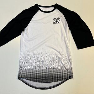 Michael Jordan T-shirt. Sz S.  Unisex. White Black. Cotton.  3/4 sleeves